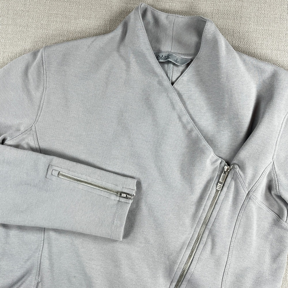 tasc Performance Asymmetric Zip Jacket Womens S Gray Pebble Beach‎ Bamboo Blend